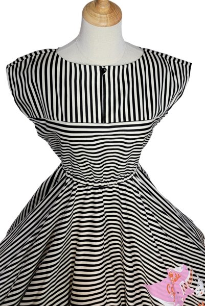 画像3: Stripe　サーキュラーワンピース　Black ×　White　　【M】 (3)